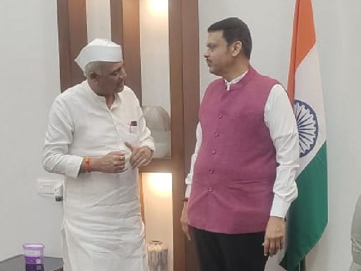 शेतकरी सक्षमीकरणासाठी जिल्हा सहकारी बँक सज्ज:  सुनील फुंडे यांची मुख्यमंत्र्यांसोबत सविस्तर चर्चा, शासनाचे सहकार्य मिळण्याची फडणवीसांची ग्वाही – Nagpur News