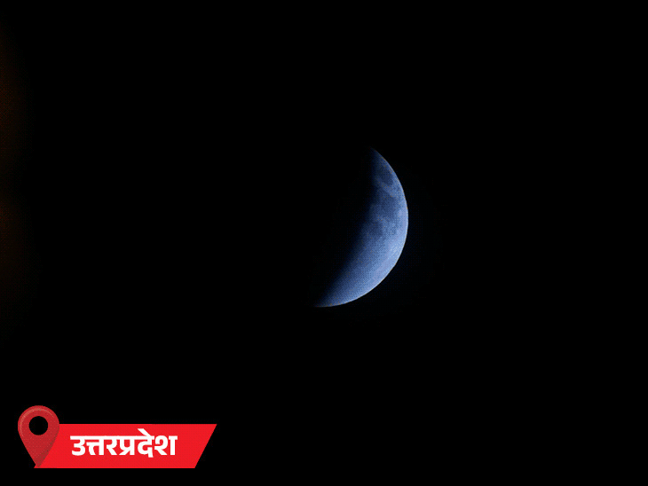 वर्षातील शेवटच्या पूर्ण चंद्रग्रहणाचे 25 फोटो:  देशाने 7 वर्षांनंतर पाहिले, ब्लड मून 82 मिनिट; 3 तास ​​27 मिनिटे चालले