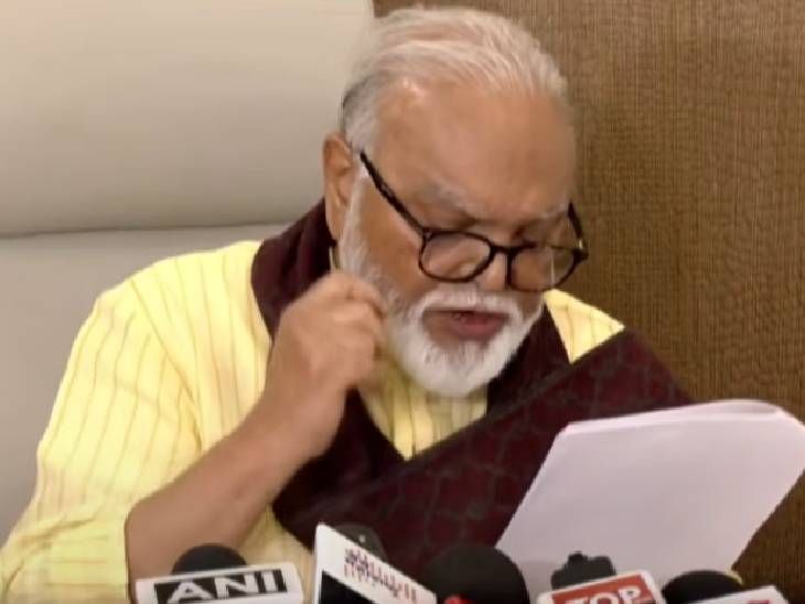 सरकारने मराठा आरक्षणाचा GR प्रचंड दबावाखाली काढला:  ​​​​​​​भुजबळांचे मुख्यमंत्र्यांना 8 पानी पत्र; ‘मराठा समाज’ या शब्दावरच घेतला आक्षेप – Mumbai News