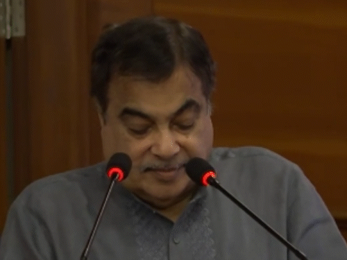 गडकरी म्हणाले- जाती व भाषेवरून समाजात फूट पाडण्याचा प्रयत्न:  स्वतःला मागास म्हणणे हा राजकीय स्वार्थ, एकजूट राहिलो तरच देश प्रगती करेल