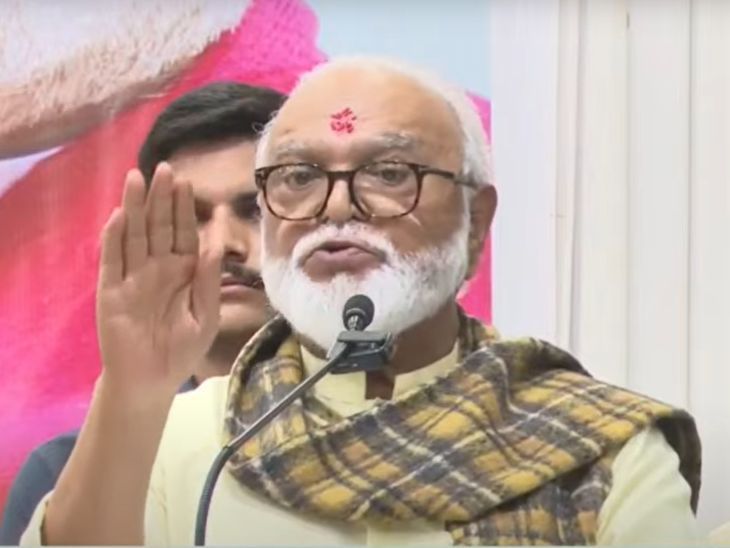 जीआर मागे घ्या नाहीतर आवश्यक सुधारणा करा:  तुमची लेकरं बाळं मग गोरगरिबांची कुत्री मांजरं आहेत का? छगन भुजबळांचा हल्लाबोल – Nashik News