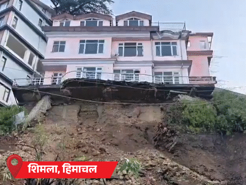 हिमाचलमध्ये 46 ठिकाणी ढगफुटी, 424 जणांचा मृत्यू:  शिमलामध्ये शाळेखाली भूस्खलन; नेपाळच्या पावसामुळे बिहारमधील आठ गावांमध्ये पूर