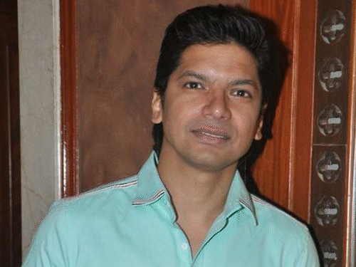 गायक शानने झुबिन गर्ग यांना वाहिली श्रद्धांजली: कार्यक्रमात दिवंगत गायकाच्या स्मरणार्थ ‘ये जीवन है’ हे गाणे गायले गायक शानने झुबिन गर्ग यांना वाहिली श्रद्धांजली: कार्यक्रमात दिवंगत गायकाच्या स्मरणार्थ ‘ये जीवन है’ हे गाणे गायले