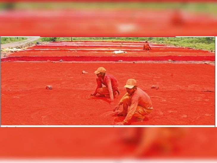 केम… कुंकवाचं धनी!:  सोलापूरच्या छोट्या गावातून देशात पुरवठा, 15 हजार लोकसंख्येच्या गावात कुंकवाचे 23 कारखाने, उलाढाल 235 कोटी – Solapur News