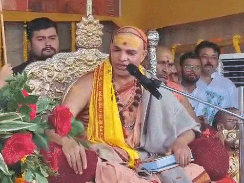 ‘ना गुरु होऊ शकत, ना शिष्य’: भारत विश्वगुरू असल्याच्या प्रश्नावर शंकराचार्य यांचा टोमणा, म्हणाले- अमेरिका थेट भारतावर राज्य करतोय ‘ना गुरु होऊ शकत, ना शिष्य’: भारत विश्वगुरू असल्याच्या प्रश्नावर शंकराचार्य यांचा टोमणा, म्हणाले- अमेरिका थेट भारतावर राज्य करतोय