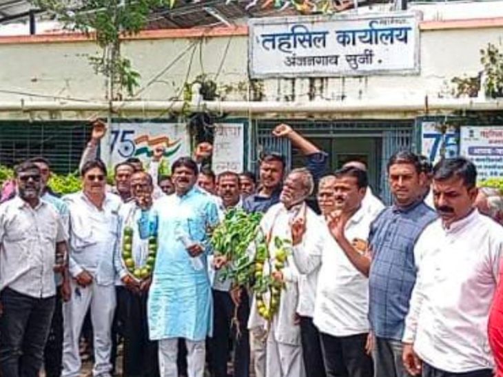 अंजनगाव सुर्जी तालुक्यात ओला दुष्काळ जाहीर करा:  राष्ट्रवादी काँग्रेस शरद पवार गटाची मागणी, तहसीलदारांना निवेदन सादर – Amravati News