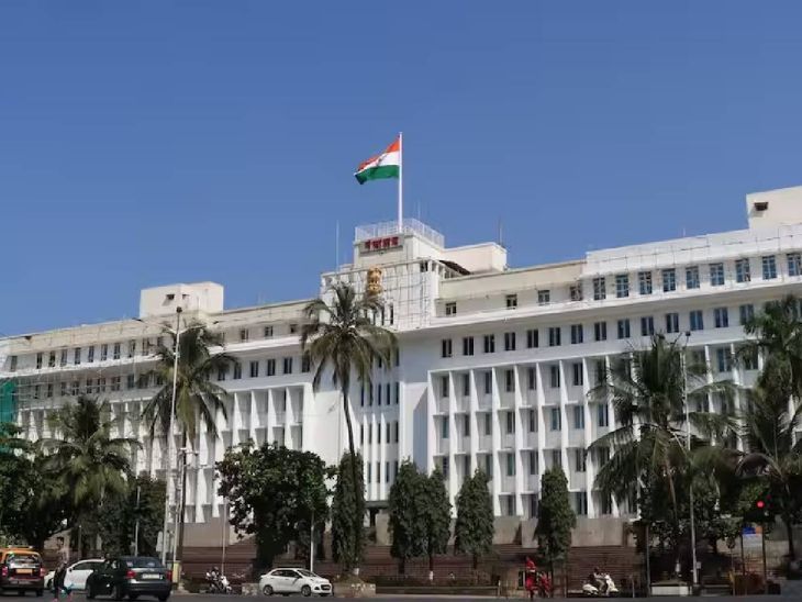 पूरग्रस्त भागातील विद्यार्थ्यांना दिलासा:  परीक्षा शुल्क होणार माफ, राज्य शासनाचा महत्त्वाचा निर्णय – Mumbai News