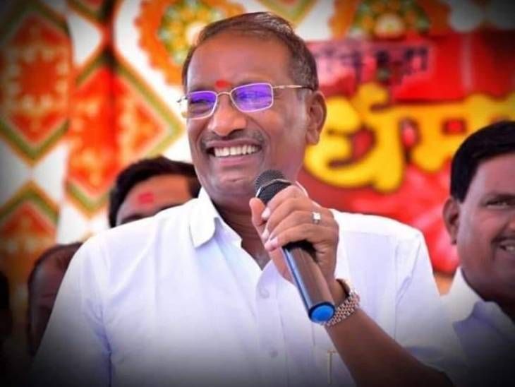 अजित पवार गटात असंतोष:  माजी आमदार राजन पाटील फडणवीसांना भेटले; म्हणाले- जिथे शिस्तच उरली नाही तिथे निष्ठेला फार महत्त्व वाटत नाही – Solapur News