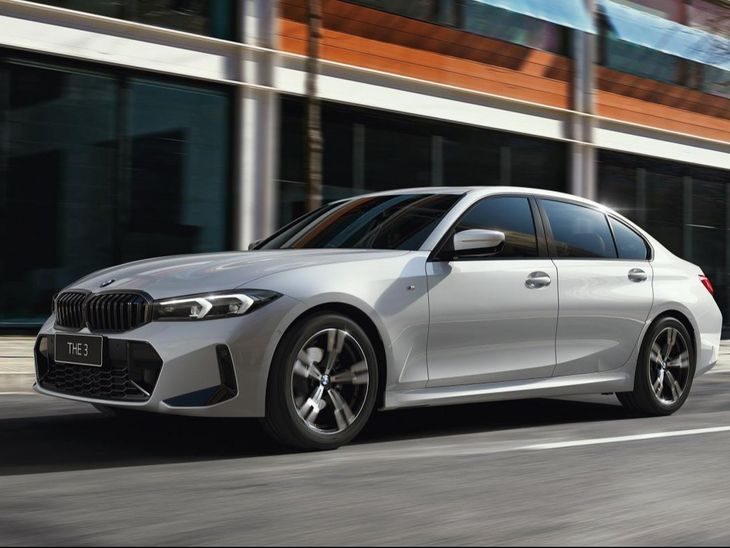 लोकपालने BMW लक्झरी कार खरेदीसाठी निविदा जारी केली:  एका गाडीची किंमत ₹70 लाखांपेक्षा जास्त; 7 गाड्या खरेदी करणार