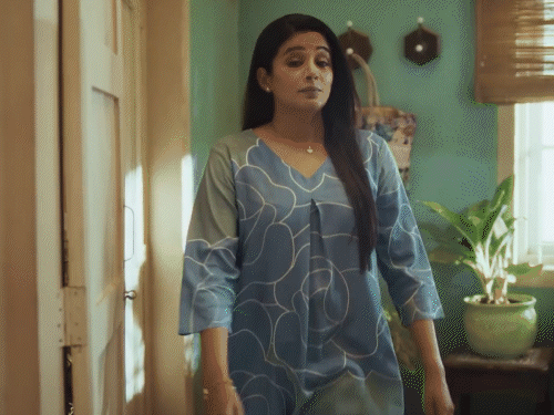 ‘द फॅमिली मॅन 3’ ची रिलीज डेट जाहीर:  21 नोव्हेंबरपासून सुरू होईल मनोज बाजपेयी यांच्या वेब सिरीजचा तिसरा सीझन ‘द फॅमिली मॅन 3’ ची रिलीज डेट जाहीर:  21 नोव्हेंबरपासून सुरू होईल मनोज बाजपेयी यांच्या वेब सिरीजचा तिसरा सीझन