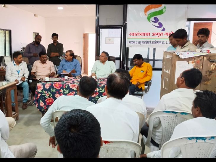 आमदार तायडे यांनी अधिकाऱ्यांची कानउघाडणी केली:  सिंचन, पथदिवे, पुलांच्या कामांवरून चांदूर बाजारात आढावा बैठक – Amravati News