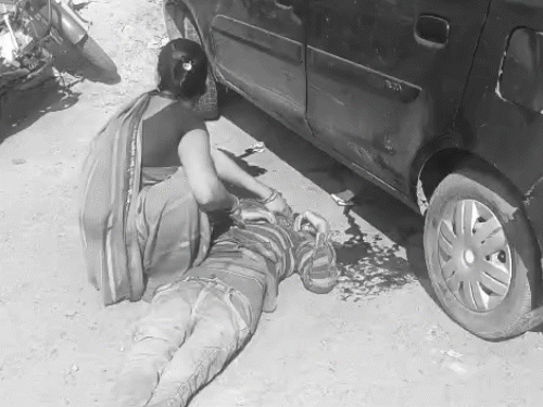 जयपूरमध्ये 14 जणांना चिरडणाऱ्या ड्रायव्हरविरुद्ध FIR: मृताच्या पत्नीने सांगितले- सर्व काही उद्ध्वस्त झाले, मुलगी म्हणाली- वडीलच शाळेत घेऊन जायचे जयपूरमध्ये 14 जणांना चिरडणाऱ्या ड्रायव्हरविरुद्ध FIR: मृताच्या पत्नीने सांगितले- सर्व काही उद्ध्वस्त झाले, मुलगी म्हणाली- वडीलच शाळेत घेऊन जायचे