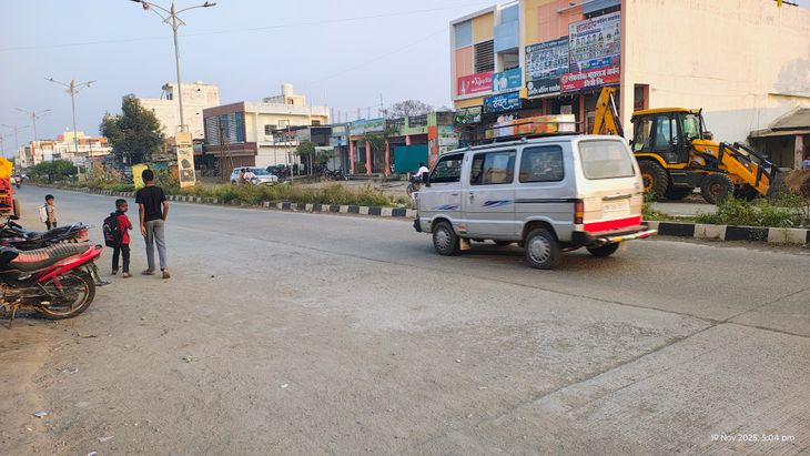 गतिरोधक नसल्याने शिवन्यात 4 दिवसाला एक अपघात:  चार वर्षांमध्ये 14 जणांचा मृत्यू, अजिंठा- बुलडाणा महामार्ग ग्रामस्थांसाठी ठरतोय घातक, उपाययोजनांची गरज‎ – Chhatrapati Sambhajinagar News