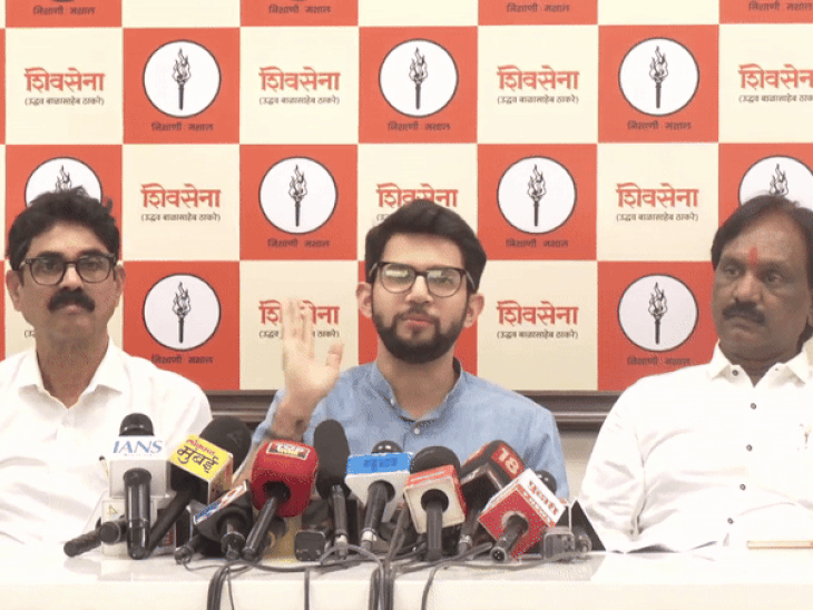 10 बाय10 च्या खोलीत 50 मतदार कसे:  ही फसवणूक नाही तर गुन्हा; निवडणूक आयोगाच्या भेटीनंतर आदित्य ठाकरे संतापले – Mumbai News