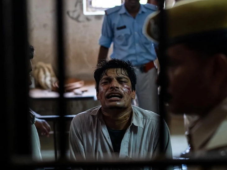 SC म्हणाले- कोठडीतील मृत्यू अस्वीकार्य:  दैनिक भास्करच्या बातमीवर केंद्र-राज्याला नोटीस; 16 डिसेंबरपर्यंत पोलिस ठाण्यांमधील सीसीटीव्हीचा अहवाल मागवला