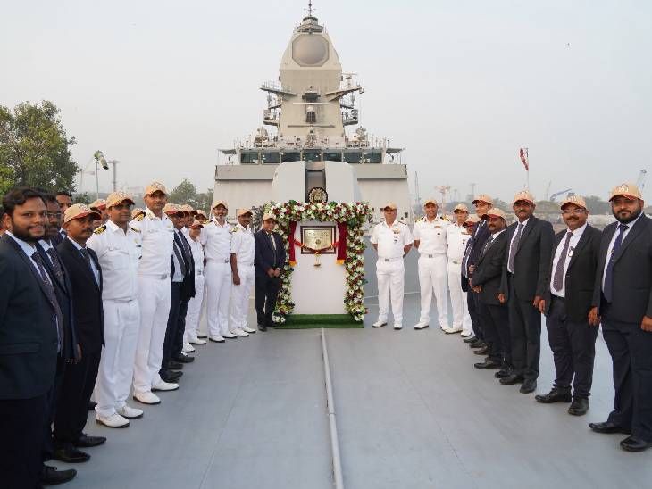 नौदलाला स्टेल्थ युद्धनौका तारागिरी मिळाली: ही ब्रह्मोस सुपरसोनिक क्षेपणास्त्र आणि आधुनिक हवाई संरक्षण प्रणालीने सुसज्ज, समुद्रात भारताची ताकद वाढली नौदलाला स्टेल्थ युद्धनौका तारागिरी मिळाली: ही ब्रह्मोस सुपरसोनिक क्षेपणास्त्र आणि आधुनिक हवाई संरक्षण प्रणालीने सुसज्ज, समुद्रात भारताची ताकद वाढली