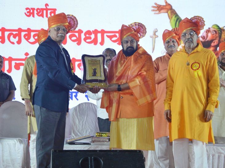 हिंदूंनी आपल्या अधिकारांसाठी जागृत व्हावे:  प्रलोभने दाखवून होणारे धर्मपरिवर्तन हे हिंदूंसाठी मोठे संकट -वकील विष्णू जैन – Pune News