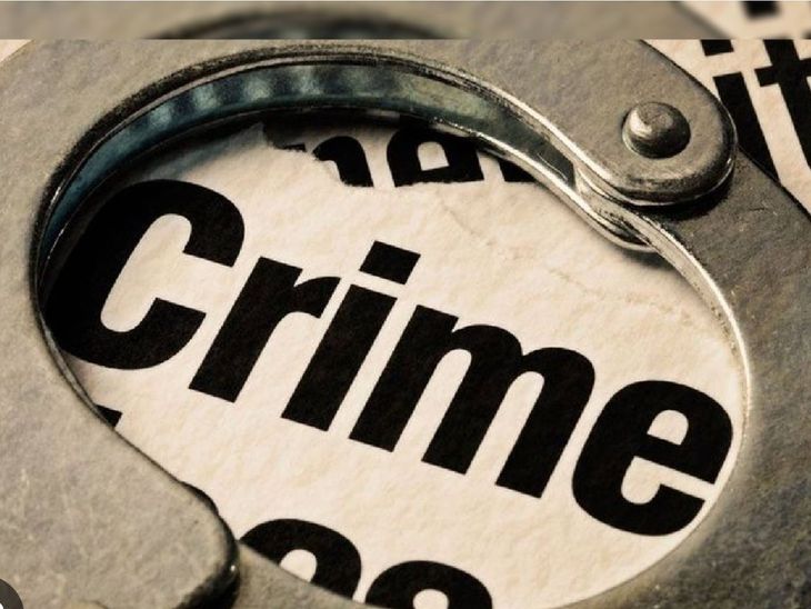 पुण्यात दोन सराफा दुकानांवर दरोड्याचा प्रयत्न:  व्यावसायिकाच्या प्रतिकारामुळे चोरटे पसार, दोन गुन्हे दाखल – Pune News