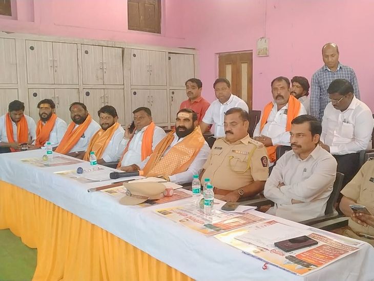 महाशिवरात्रीच्या पार्श्वभूमीवर आढावा बैठक:  औंढा नागनाथ येथे भाविकांची गैैरसोय होणार नाही याकडे संस्थानने लक्ष द्यावे – आमदार संतोष बांगर – Maharashtra News