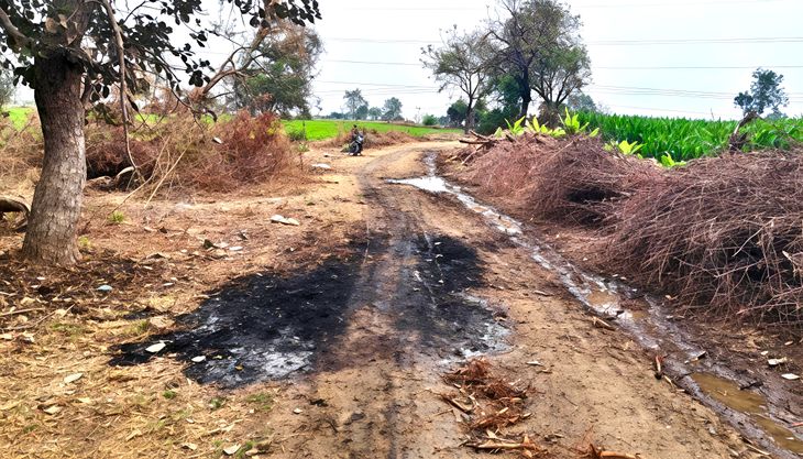 खादगाव शिवारातून आठ दिवसांत वीज पंपांच्या ट्रकभर वायरची चोरी:  चोरट्यांच्या सशस्त्र टोळ्या; स्थानिक शेतकरी झाले हवालदिल‎ – Jalgaon News