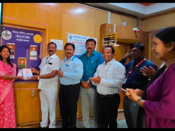 डॉ. सोंळके, जुनघरे, पंजाबी ‘वॉल ऑफ फेम’वर सन्मानित:  सीईओंच्या हस्ते उत्कृष्ट कामगिरी बजावणाऱ्या कर्मचाऱ्यांचा गौरव – Amravati News
