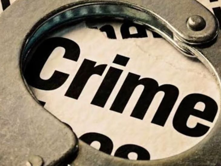 सातारा क्राइम:  ‘ॲपल’च्या बनावट साहित्याचा मोठा साठा जप्त, 19 लाखांच्या मुद्देमालासह 4 जणांवर गुन्हा दाखल – Kolhapur News