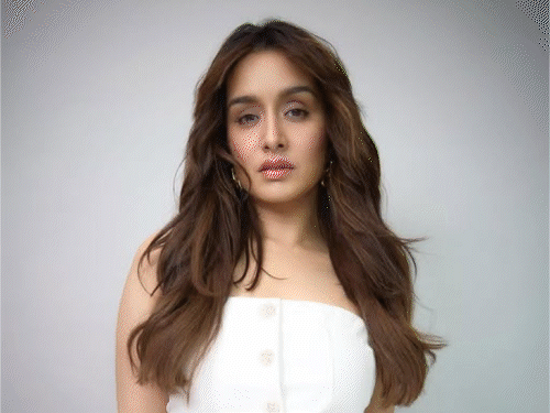 श्रद्धा कपूरने जुहू येथील घराची लीज वाढवली:  दरमहा 6 लाख रुपये भाडे देणार, 12 महिन्यांचा करार 72 लाखांत