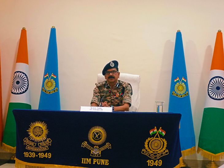 सीआरपीएफने ६५१० किलो स्फोटके जप्त:  ७६७ आयईडीही हस्तगत, वर्षभरातील कामगिरीमुळे अनेकांचे जीव वाचले – डीआयजी पांडे – Pune News