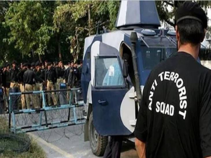 गोवंडीत 3 तर कुर्ल्यात 1 ठिकाणी एटीएसची छापेमारी: 4 संशयित ताब्यात, दहशतवादी कनेक्शनचा संशय – Mumbai News गोवंडीत 3 तर कुर्ल्यात 1 ठिकाणी एटीएसची छापेमारी: 4 संशयित ताब्यात, दहशतवादी कनेक्शनचा संशय – Mumbai News