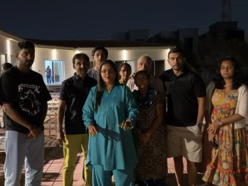 UAE मध्ये अडकलेल्या भारतीयांना राजस्थानी व्यावसायिकाने वाचवले: 200 भारतीयांना दुबईतील फार्महाऊसवर घेऊन गेले, नि:शुल्क व्यवस्था केली UAE मध्ये अडकलेल्या भारतीयांना राजस्थानी व्यावसायिकाने वाचवले: 200 भारतीयांना दुबईतील फार्महाऊसवर घेऊन गेले, नि:शुल्क व्यवस्था केली