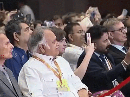 एलपीजीबाबत काही लोक भीतीचे वातावरण निर्माण करत आहेत:  त्यांना याचा फायदा घ्यायचा आहे, काळाबाजार करणाऱ्यांवर कठोर कारवाई केली जाईल