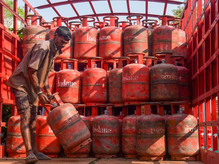गॅस टंचाईच्या सावटात राज्यात प्रशासनाचे धाडसत्र!:  पंढरपूर आणि गोंदियात घरगुती सिलिंडरचा अवैध वापर उघड, गुन्हे दाखल – Solapur News