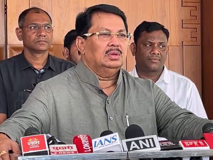 Vijay Wadettiwar Alleges Corruption Maharashtra Transport Department ...