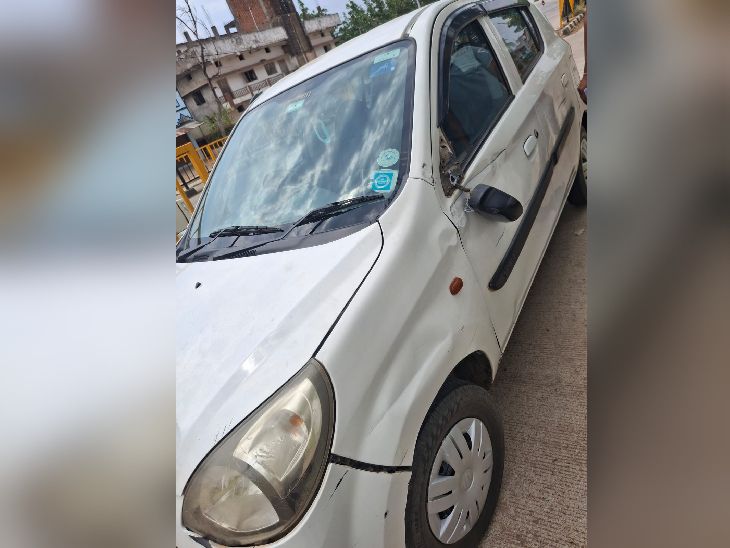 अड्याळमध्ये रेती माफियांची दादागिरी:  कारवाई करणाऱ्या मंडळ अधिकाऱ्याच्या कारला ट्रकने उडवले; चालक-मालकावर गुन्हा दाखल – Nagpur News