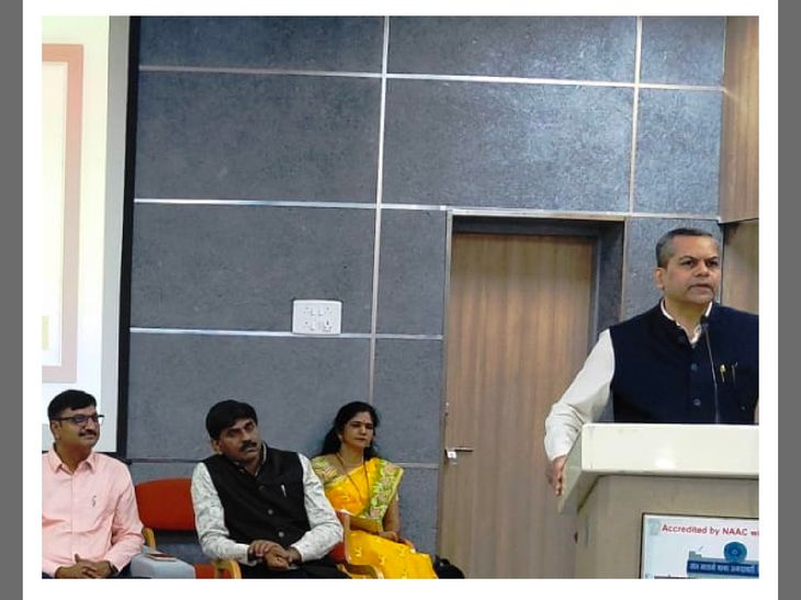 Amravati VC Dr. Barhate Urges Students for Nation-Interest Research