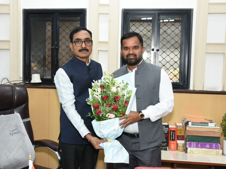 जी. श्रीकांत यांनी स्वीकारला छत्रपती संभाजीनगरच्या विभागीय आयुक्तपदाचा पदभार:  म्हणाले- मराठवाड्याच्या सर्वांगीण विकासासाठी समन्वयाने काम करू – Chhatrapati Sambhajinagar News