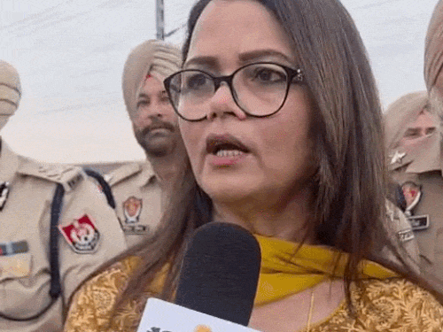 पंजाबमध्ये रेल्वे रुळावर स्फोट पाकिस्तानने घडवला:  मालगाडी जात असताना स्फोट झाला, बॉम्ब लावणाऱ्याचे तुकडे झाले