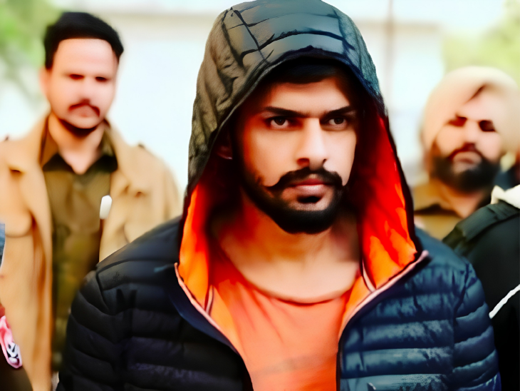 लॉरेन्स बिश्नोई गँगच्या शुटर्सकडून पिंपरी-चिंचवडमध्ये मॉलवर फायरिंग:  फेसबुक पोस्टनंतर पुण्यात खळबळ; थेट जीवे मारण्याची धमकी – Pune News
