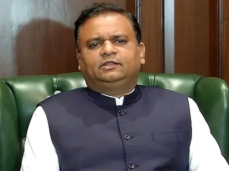 विधानसभा अध्यक्षांच्या प्रस्तावाला बेस्ट कमिटीचा जोरदार विरोध:  गेट वे ऑफ इंडिया जवळील ‘बेस्ट’ थांबा हलवण्यास समितीचा नकार – Mumbai News