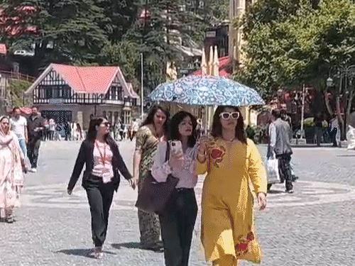 हिमाचलमधील 5 शहरांमध्ये उष्णतेची लाट:  उष्णतेने लोक हैराण, उद्या गारपिटीचा ऑरेंज अलर्ट; 25 मे पर्यंत हलक्या पावसाची शक्यता