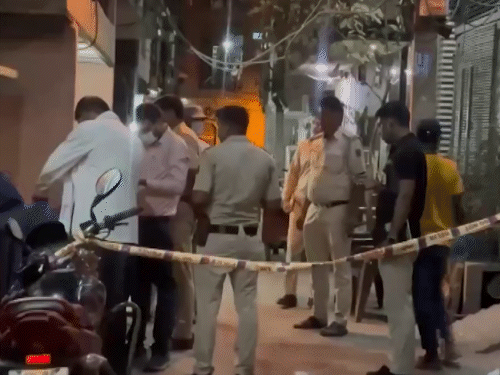 मुलीची हत्या करून मृतदेह सेप्टिक टँकमध्ये फेकला:  10 महिन्यांची मुलगी हरवल्याचा बनाव करत राहिला, दुसरी मुलगी झाल्याने नाराज होते वडील