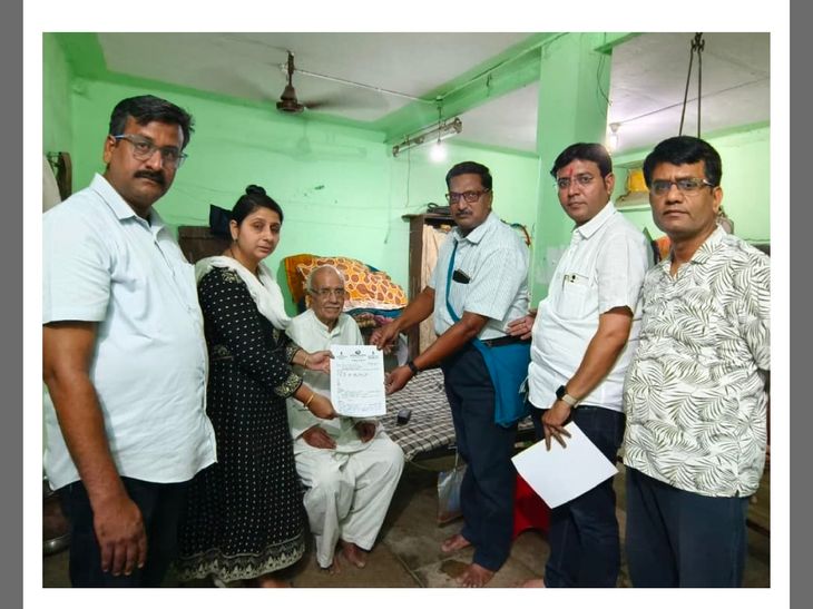 Achalpur Pataskar Pledges Organ Donation Via Punarjeevan Foundation