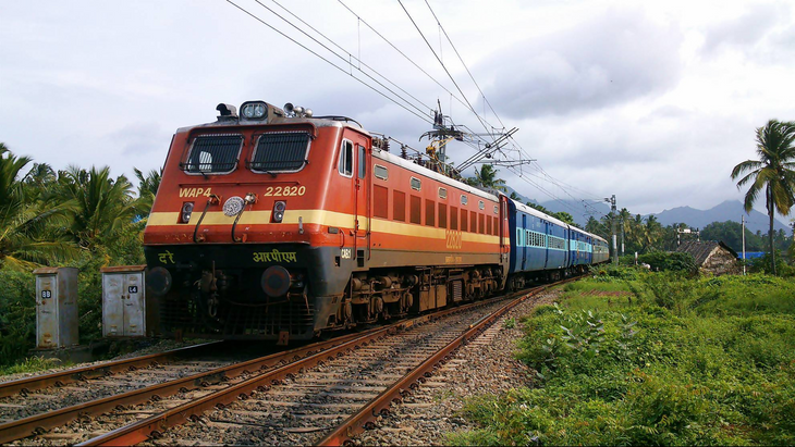 Amravati-Surat Express now with LHB coaches, modern facilities will ...