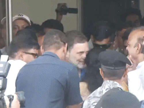 नीट पेपरफुटीवर राहुल म्हणाले- आमची लढाई आज सुरू झाली:  कोटामध्ये म्हणाले- देशाची शिक्षण प्रणाली मुलांवर दबाव टाकते, ताण देते