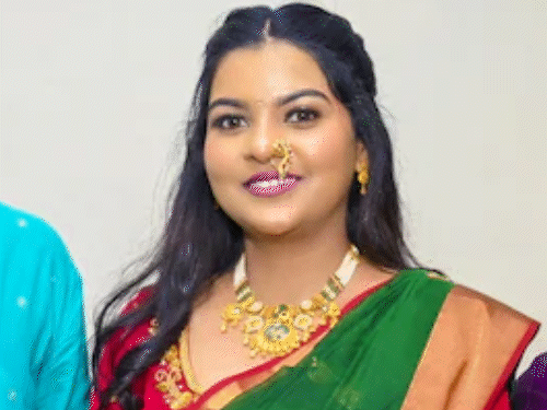 लग्नाच्या 48 व्या दिवशी डॉक्टरच्या पत्नीची आत्महत्या:  आरोप- कोणाशी बोलल्यास पती मारहाण करत असे, घरात सीसीटीव्ही लावले होते; ठाण्यातील घटना