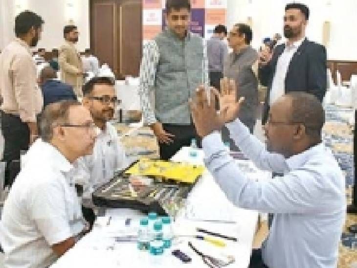 संभाजीनगरात लघुउद्योजकांचे 30 कोटी रुपयांचे 20 करार:  राज्यातील 220 उद्योजक, 27 आंतरराष्ट्रीय खरेदीदारांनी घेतला सहभाग – Chhatrapati Sambhajinagar News