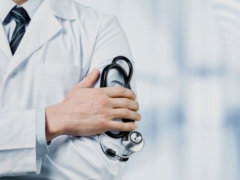 MBBS विद्यार्थ्यांकडून कथित बेकायदा फी वसुली:  NHRC ने केंद्रीय शिक्षण मंत्रालय, NMC, महाराष्ट्र सरकारकडून मागवला रिपोर्ट; गंभीर मानवाधिकार उल्लंघनही समोर – Maharashtra News