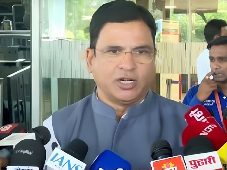 अमित शाहांनी सांगितलं तेच होणार:  99.99% लोक शिवसेनेत येतील, तिथे फक्त ‘हम दो हमारे दो’च उरतील- आशिष जैस्वाल – Maharashtra News