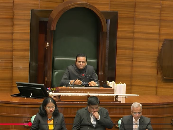 प्रिंट बारीक-अस्पष्ट होती, त्यामुळे चूक झाली:  शोकप्रस्तावावेळच्या मराठीतील चुकांवरून विधानसभा अध्यक्ष नार्वेकरांची सभागृहात दिलगिरी – Mumbai News