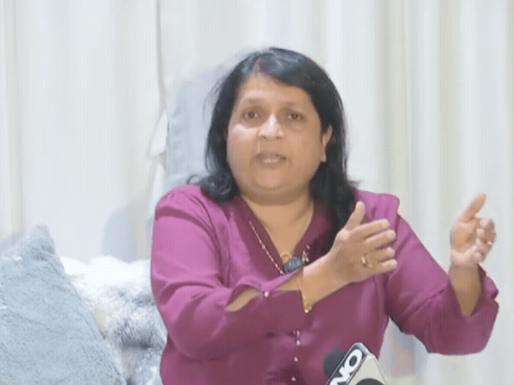 ‘देवाभाऊ टॅक्सी’- प्रवीण दरेकरांचा नवा घोटाळा?:  मनी लाँड्रिंगसाठी ‘शेल’ संस्थेचा वापर; पत्रकार परिषदेत अंजली दमानियांचा गंभीर आरोप – Mumbai News